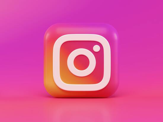 a 3-d rendering of the Instagram Logo