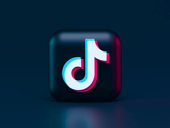 a 3-d rendering of the TikTok Logo